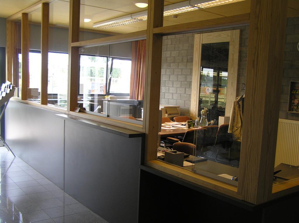 Herdersbrug Youth Hostel Bruges Exterior photo